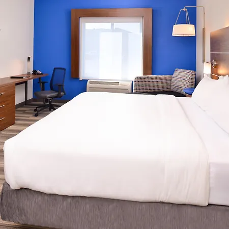 Holiday Inn Express Hotel & Suites Urbana-Champaign-U Of I Area By Ihg