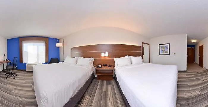 Express & Urbana-champaign-u Of I Area By Ihg