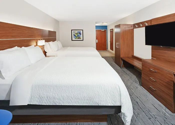 Hotel Express & Urbana-champaign-u Of I Area By Ihg