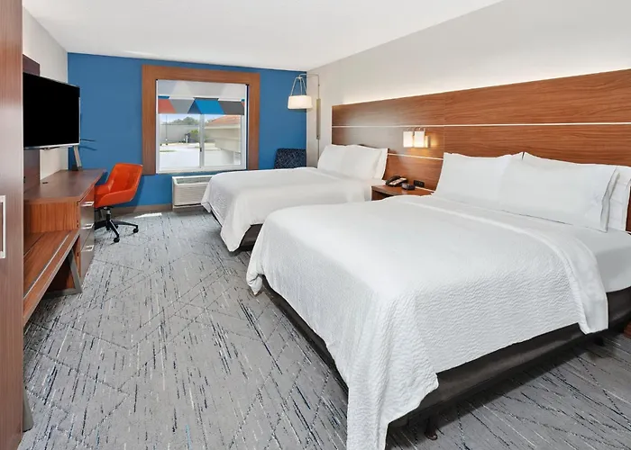Hotel Express & Urbana-champaign-u Of I Area By Ihg
