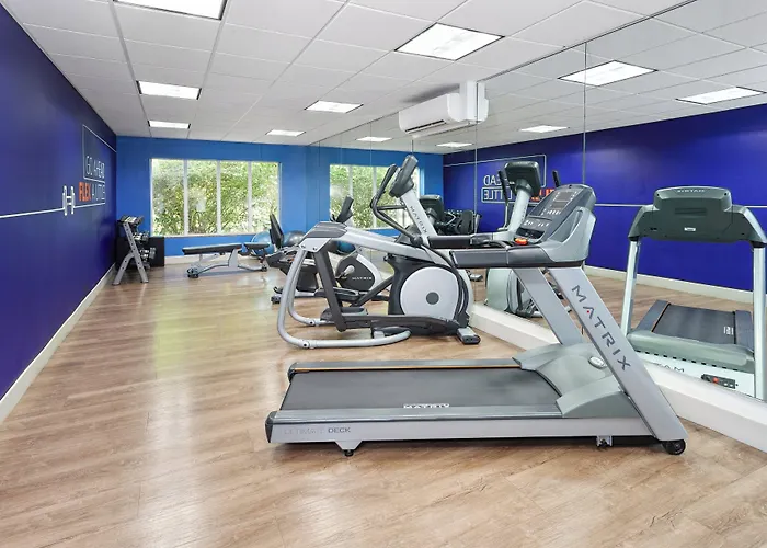 Hotel Express & Urbana-champaign-u Of I Area By Ihg