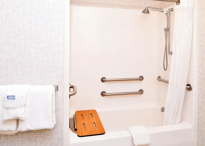 Hotel Express & Urbana-champaign-u Of I Area By Ihg Champaign