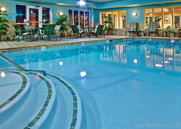 Express & Urbana-champaign-u Of I Area By Ihg 3*